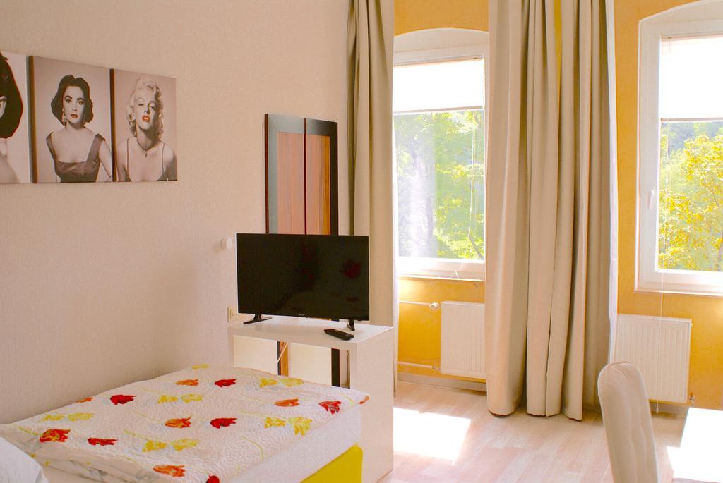 Hotel Elfenberg Schieder-Schwalenberg Εξωτερικό φωτογραφία